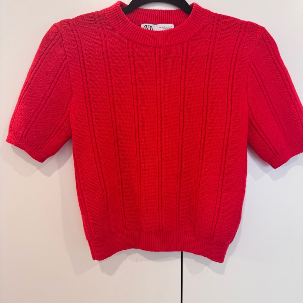 Zara Red Puff Sleeve Ribbed T-Shirt